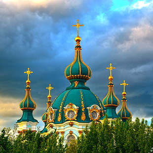 il cielo, le nuvole, gli alberi, la chiesa, il tempio, l'ornamento, l'Ucraina, la cupola, Kiev, la chiesa di Sant'Andrea, Sfondo HD HD wallpaper