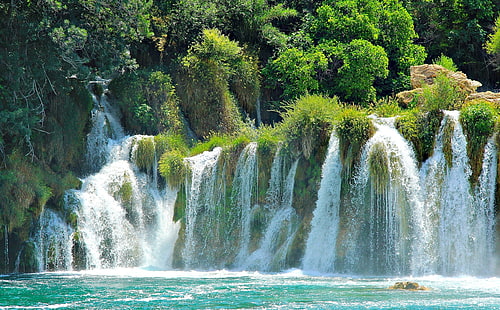 pohon berdaun hijau, air terjun, Kroasia, Taman Nasional, danau Plitvice, air terjun Taman Nasional Danau Kroasia, Wallpaper HD HD wallpaper