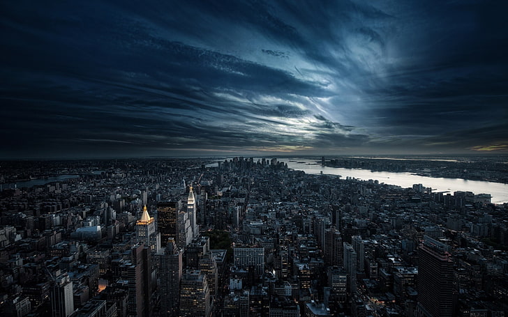 edificios de la ciudad, ciudad, urbano, paisaje urbano, rascacielos, nublado, río, puesta de sol, paisaje, nubes, ciudad de Nueva York, Fondo de pantalla HD