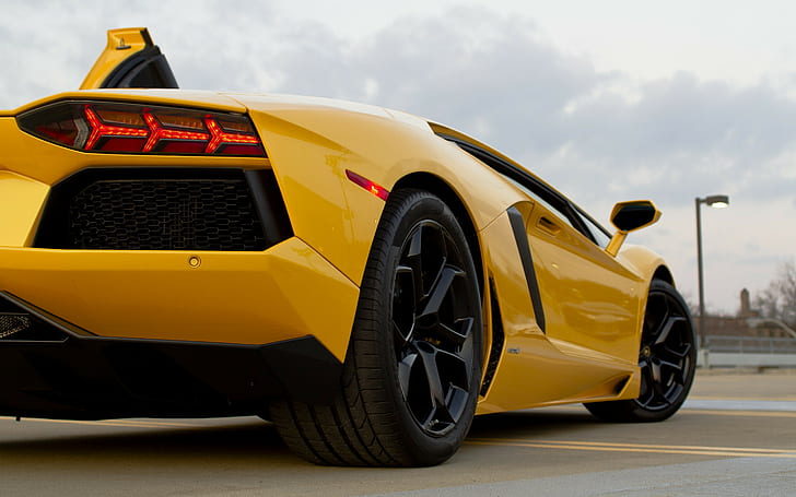Yellow Lamborghini, Lamborghini, aventador, lp700-4, yellow, HD wallpaper
