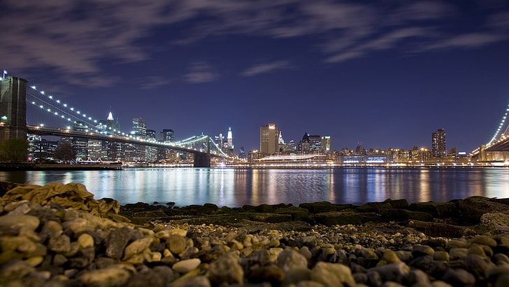 коричнево-белое бетонное здание, городской пейзаж, здание, река, мост, Бруклинский мост, Нью-Йорк, HD обои