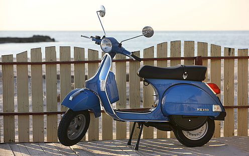 Vespa PX 150, niebiesko-czarny skuter PX150, motocykle, skutery, niebieski, skuter, vespa, Tapety HD HD wallpaper
