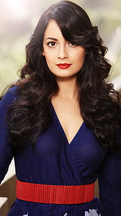 귀여운 Diya Mirza 2015, 여성용 파란색 긴팔 드레스, 여성 유명 인사, Diya Mirza, 볼리우드, 여배우, 영화, HD 배경 화면 HD wallpaper