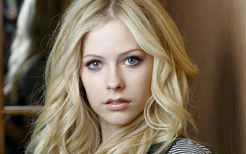 Avril Lavigne, singer, blonde, music, portrait, women, HD wallpaper HD wallpaper