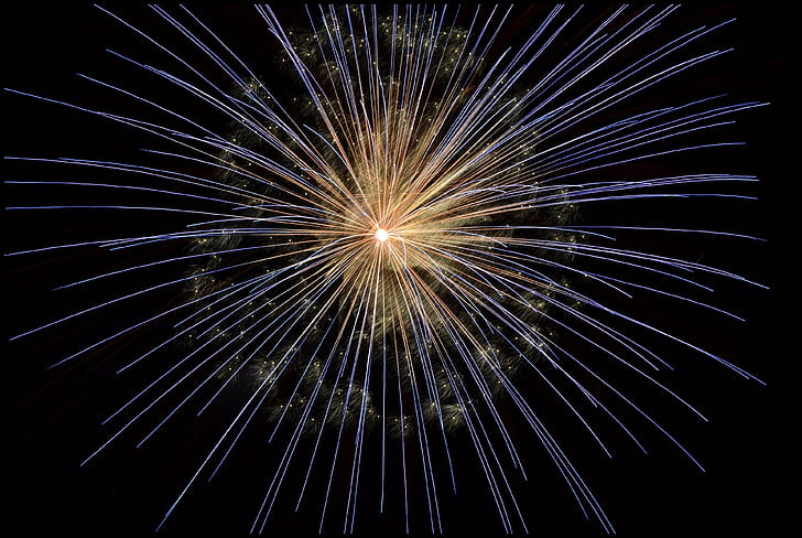 beautiful, bright, dark, fireworks, illuminated, lights, new year, new years eve, night, pyrotechnic, HD wallpaper