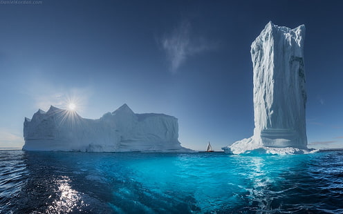 природа, пейзаж, Гренландия, лед, море, солнечные лучи, синий, башня, вода, бирюза, лето, айсберг, голубой, волны, солнечный свет, лодка, солнце, HD обои HD wallpaper