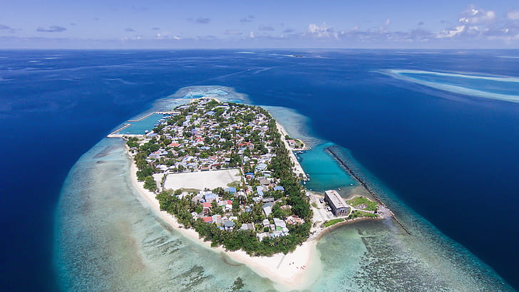 Mahibadhoo Capital At Alif Dhaal Atoll Island Maldives Indian Ocean Aerial Photography Wallpaper For Desktop 2560×1440, HD wallpaper