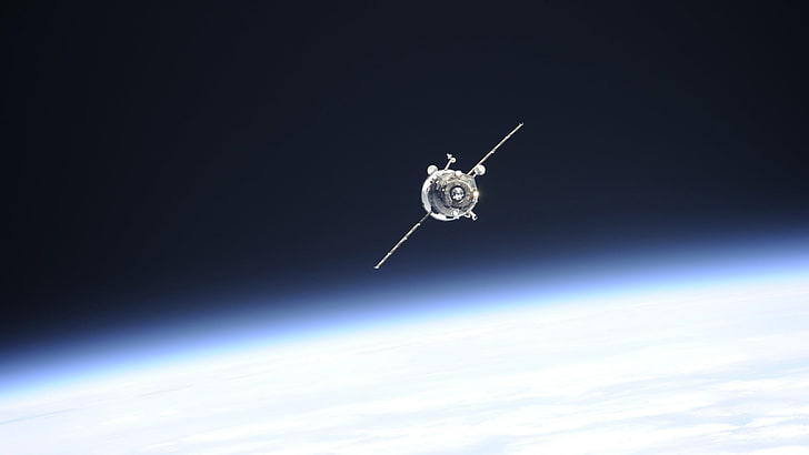 Weltraumsatellit, Internationale Raumstation, Roscosmos State Corporation, Weltraum, Fortschritt, HD-Hintergrundbild
