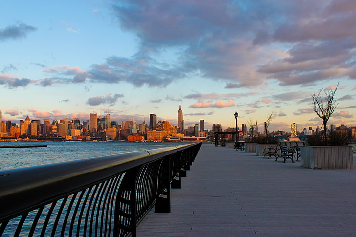 black steel fence, new york, city, night, water, sunset, skyscrapers, embankment, HD wallpaper
