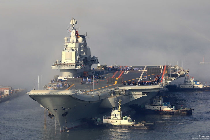 biało-niebieski betonowy budynek, okręt wojenny, Liaoning 16, lotniskowiec, wojsko, pojazd, statek, Tapety HD