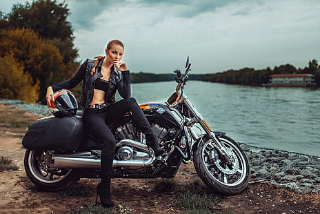 czarna skórzana damska kurtka motocyklowa zapinana na zamek i czarny motocykl cruiser, dziewczyna, motocykl, Harley Davidson, Rosja, Tapety HD HD wallpaper