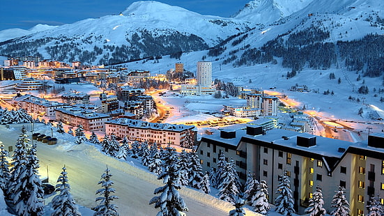 Град на зимата сняг планини нощ, Град, зима, сняг, планини, нощ, HD тапет HD wallpaper
