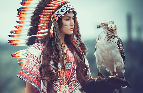 Native American Girl with Eagle ، بلوزة نسائية بيضاء وحمراء ، بنات، خلفية HD HD wallpaper
