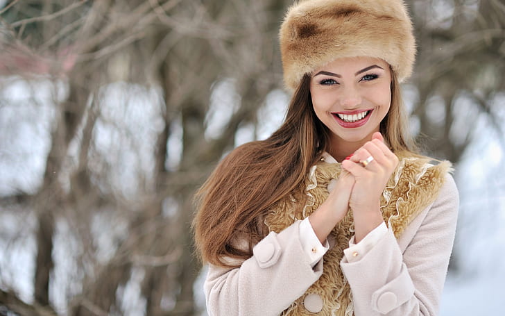 Glückliches Lächeln des Wintermädchens, Winter, Mädchen, glücklich, Lächeln, HD-Hintergrundbild