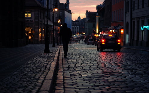 улица, уличный фонарь, булыжник, дорога, машина, HD обои HD wallpaper