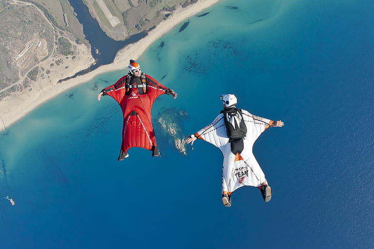 Wingsuit pilots, 2 red and white air glide gear, river, beach, boat, hat, camera, parasailing, container, extreme sports, wingsuit pilots, formation, FS, HD wallpaper