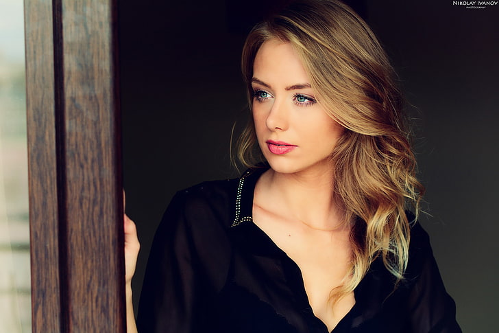 Karolina Debczynska, women, model, blonde, looking away, HD wallpaper