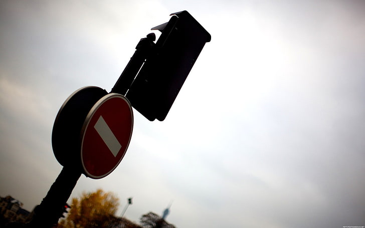 traffic, sign, overcast, road sign, city, gray, traffic lights, simple, fall, HD wallpaper