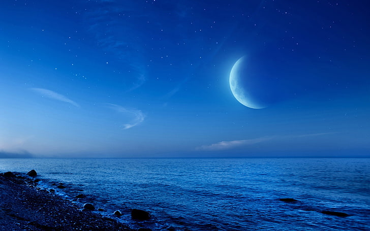 crescent moon above a body of water digital art, night, beach, Moon, sky, HD wallpaper