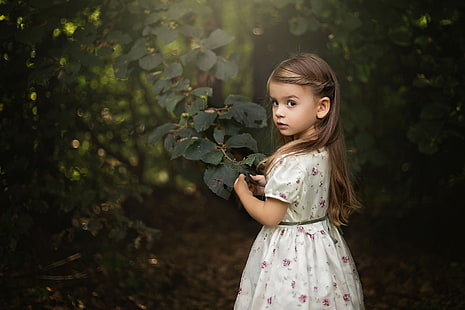 Fotografia, Dziecko, Śliczna, Sukienka, Las, Mała dziewczynka, Drzewo, Tapety HD HD wallpaper