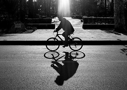 man riding on bicycle during daytime in grayscale photo, Untitled, man, bicycle, daytime, grayscale, photo, shadows, backlight, bnw, monochrome, blackandwhite, palermo, cycling, black And White, outdoors, people, street, urban Scene, cycle, one Person, sport, HD wallpaper HD wallpaper