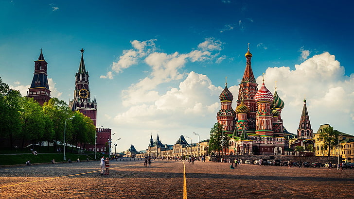 pink and green sctructure, Saint Basil's Cathedral, cityscape, architecture, city, building, urban, Moscow, Russia, Kremlin, town square, cathedral, old building, people, street, trees, clouds, clock tower, Red Square, pavers, capital, HD wallpaper