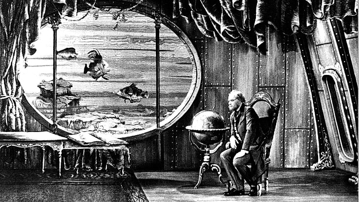 hombre sentado en el dibujo de la silla, Julio Verne, arte de fantasía, El fabuloso mundo de Julio Verne, películas, monocromo, vintage, ancianos, checo, submarino, interior, submarino, metal, ventana, pescado, globos, cortina, libros, captura de pantalla, Fondo de pantalla HD