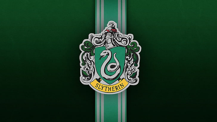 green, cinema, silver, snake, armor, movie, Hogwarts, film, shield, pearls, serpent, Slytherin, Salazar Slytherin, Hogwarts School of Witchcraft and Wizardry, Ghost: The Bloody Baron, silver and green, Phineas About Nigellus Black, Severo Snape, Horácio Slughorn, HD wallpaper