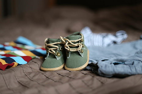 baby clothes, baby shoes, booties, boots, footwear, shoes, HD wallpaper HD wallpaper