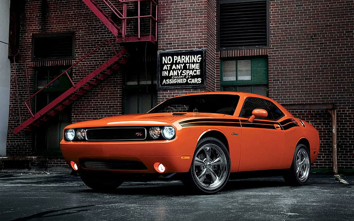 2014 Dodge Challenger RT Classic, orange and black coupe, classic, dodge, challenger, 2014, HD wallpaper