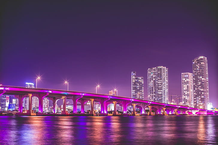 フロリダ、マイアミ、橋の写真、フロリダ、橋、マイアミ、バイスシティ、夜の近くの軽量化された建物、 HDデスクトップの壁紙
