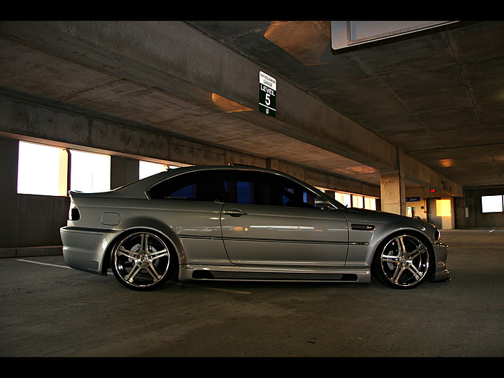 сребърен BMW E46 купе, тунинг, bmw, паркинг, големи дискове, HD тапет
