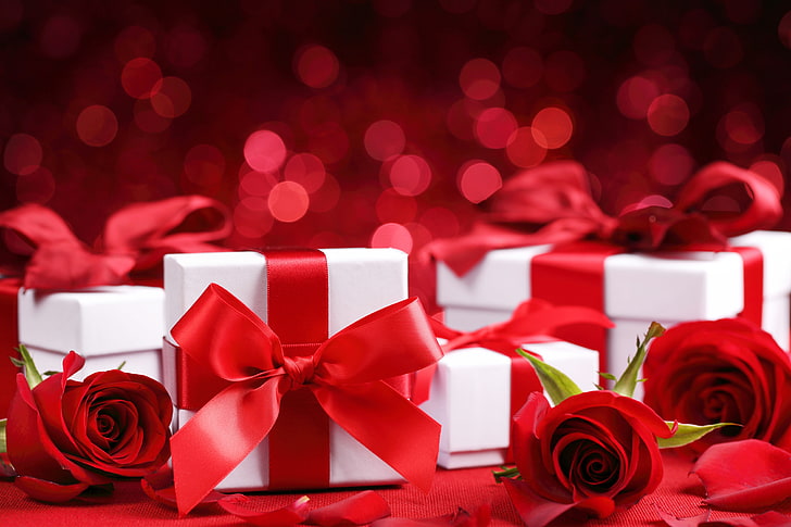 four white-and-red gift boxes and red rose flowers, red, romance, roses, gifts, flowers, romantic, Valentine`s day, gift, Valentine's day, HD wallpaper