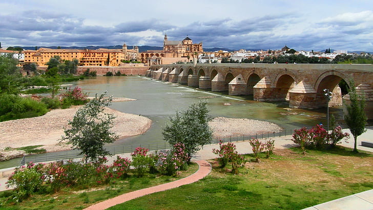 Cordoba, Andalusia, สเปน, แม่น้ำ Guadalquivir, สะพาน, บ้าน, สะพานสีน้ำตาล, Cordoba, Andalusia, สเปน, แม่น้ำ, Guadalquivir, สะพาน, บ้าน, วอลล์เปเปอร์ HD