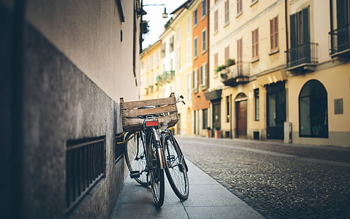 città, bicicletta, strada, appartamenti, strada, vo edificio, beige, profondità di campo, marciapiedi, Sfondo HD HD wallpaper