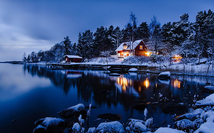 Stockholm, Suède, paysage d'hiver de neige, maisons, lac, bois, style bleu, Stockholm, Suède, hiver, paysage, neige, maisons, lac, bois, bleu, Style, Fond d'écran HD