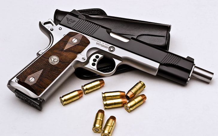 pistola semiautomática plateada y negra, pistola, armas, cartuchos, Fondo de pantalla HD