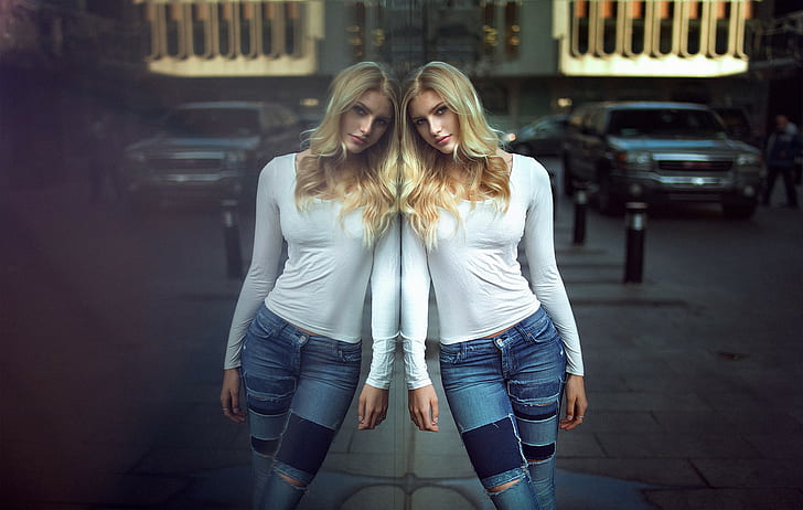 ผู้หญิงในเมืองสีบลอนด์แก้วฉีกกางเกงยีนส์สะท้อนกางเกงยีนส์ภาพ, วอลล์เปเปอร์ HD