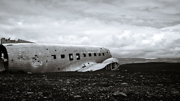 Douglas DC-3, landscape, wreck, airplane, crash, Sólheimasandur, Iceland, HD wallpaper