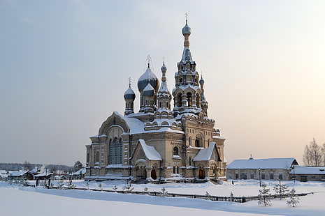 bej ve beyaz beton bina, kurtarıcı katedrali, köy, kukoba, yaroslavl bölgesi, kilise, kış, kar, soğuk, rusya, HD masaüstü duvar kağıdı HD wallpaper