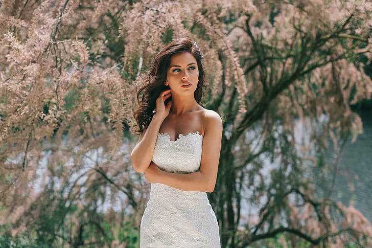 Aurela Skandaj, potret, gaun putih, wanita, berpaling, model, Wallpaper HD