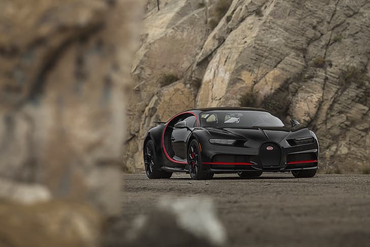 Buggati, Bugatti Chiron, autos negros, Hypercar, pared de rocas, Fondo de pantalla HD