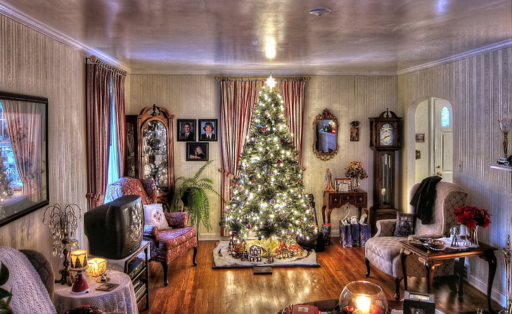 Habitación, TV CRT negra y árbol de Navidad verde, Vacaciones, Navidad, Hogar, Clásico, Habitación, Fondo de pantalla HD