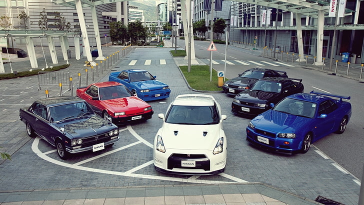 화이트 닛산 GT-R 쿠페, 닛산, 닛산 스카이 라인, 닛산 GT-R R32, 닛산 스카이 라인 GT-R R33, 닛산 스카이 라인 GT-R R34, 닛산 GTR, 자동차, 일본 자동차, 차량, 흰색 자동차, 파란 차, 빨간 차, 도시 풍경, HD 배경 화면