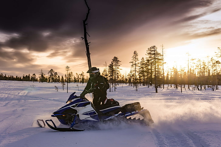 zabawa, Laponia, polarna zima, ski doo, pojazd śnieżny, skuter śnieżny, skutery śnieżne, sport, szwecja, południowe słońce, zima, sporty zimowe, Tapety HD