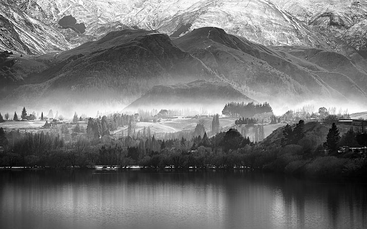 Schwarz-Weiß-Bereich Teppich, Natur, Landschaft, schneebedeckten Gipfel, Monochrom, Wald, Nebel, Berge, See, Dorf, Morgen, Wasser, HD-Hintergrundbild