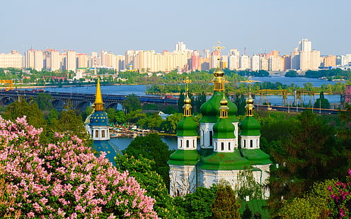 키예프의 성 소피아 성당과 키예프 페 체르 시크 라 브라 (동굴 수도원), HD 배경 화면 HD wallpaper