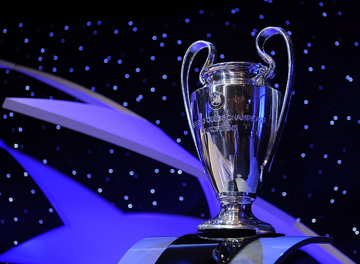 Silberfarbener Pokal, Fußball, Champions League, Champions League-Pokal, Champions Cup, HD-Hintergrundbild
