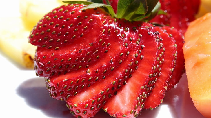 sliced strawberry fruit, food, strawberries, HD wallpaper