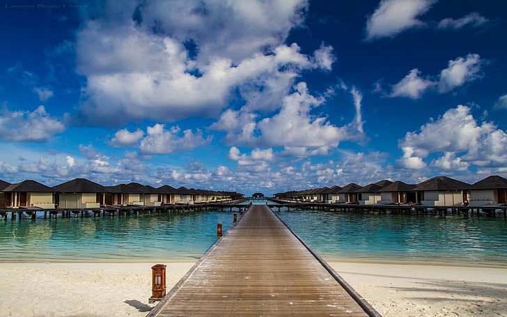 brown wooden dock, nature, landscape, beach, Maldives, resort, sea, sand, clouds, sky, tropical, summer, vacation, walkway, path, HD wallpaper